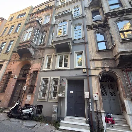 Historical Beyoglu Heritage Mansion Apartmán *